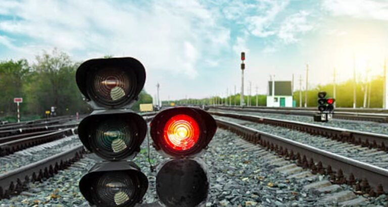 కేంద్రమంత్రి మాట నీటిమటేనా  నర్సాపురం పై రైల్వే శీతకన్ను