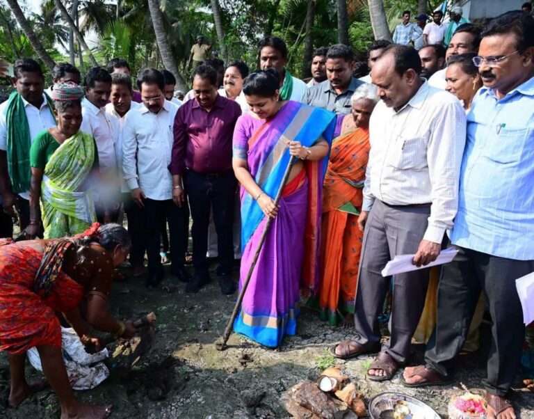 “జలధార – జలహారతి”కు కలెక్టర్ శ్రీకారం